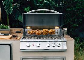 Sizzler Pro with Rotisserie